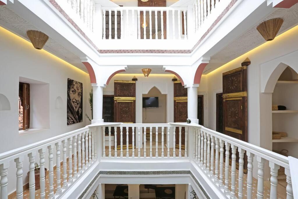 Riad El Khir En Centre Ville Rooftop Et Bassin Маракеш Екстериор снимка