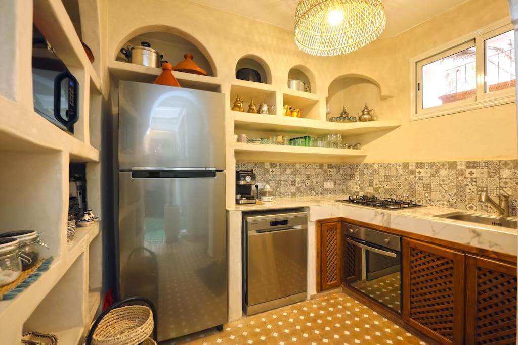Riad El Khir En Centre Ville Rooftop Et Bassin Маракеш Екстериор снимка