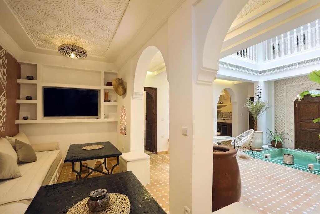 Riad El Khir En Centre Ville Rooftop Et Bassin Маракеш Екстериор снимка