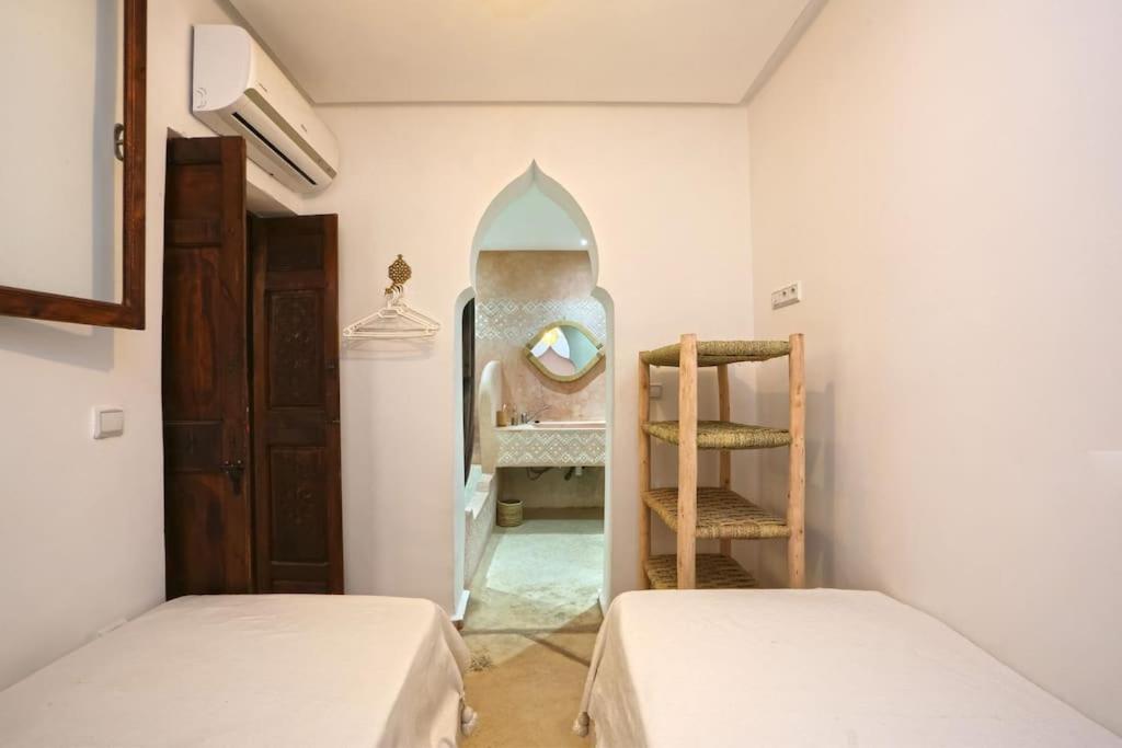 Riad El Khir En Centre Ville Rooftop Et Bassin Маракеш Екстериор снимка